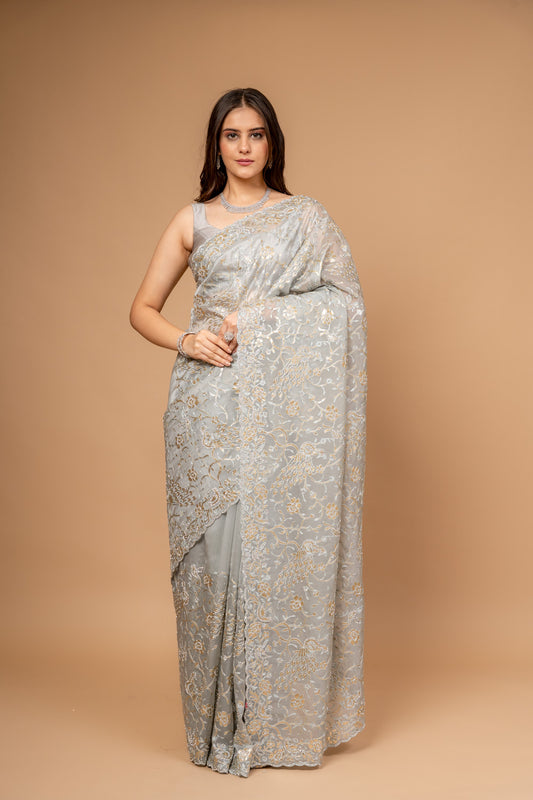 Draped in Elegance Grey Organza Printed Saree With Unstitched Blouse