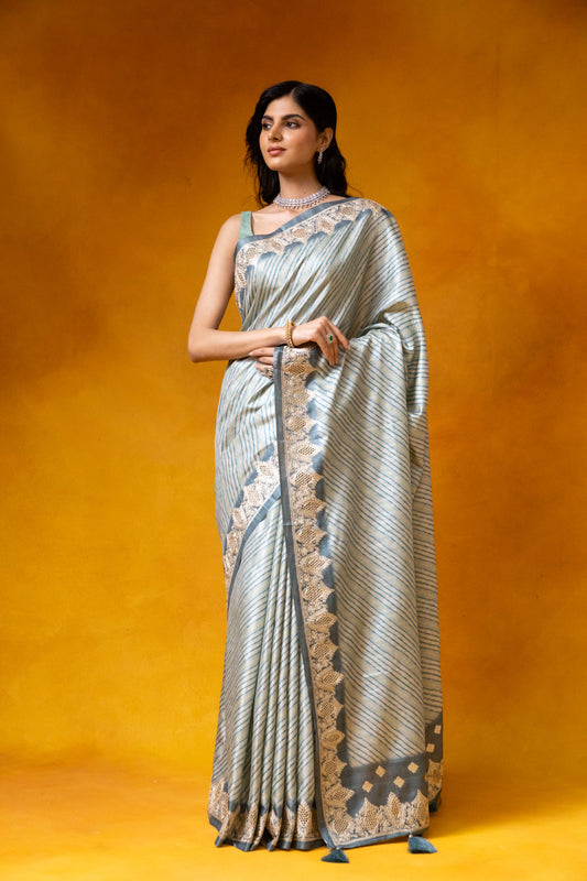 Sea Green Digital Printed Cotton Saree With Unstitched Blouse