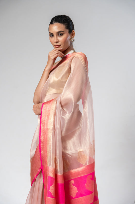 Cotton Woven Zari Saree With Zari Border