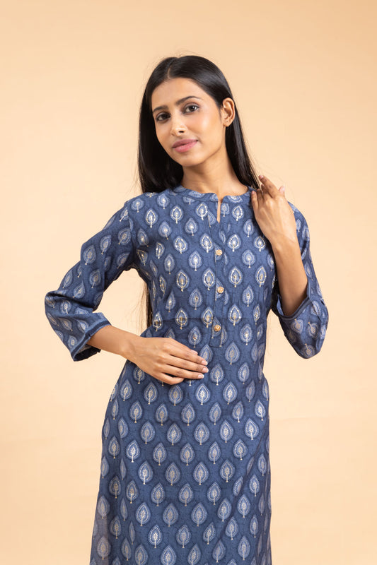 Grey Cotton Embroidered Kurti With Pant