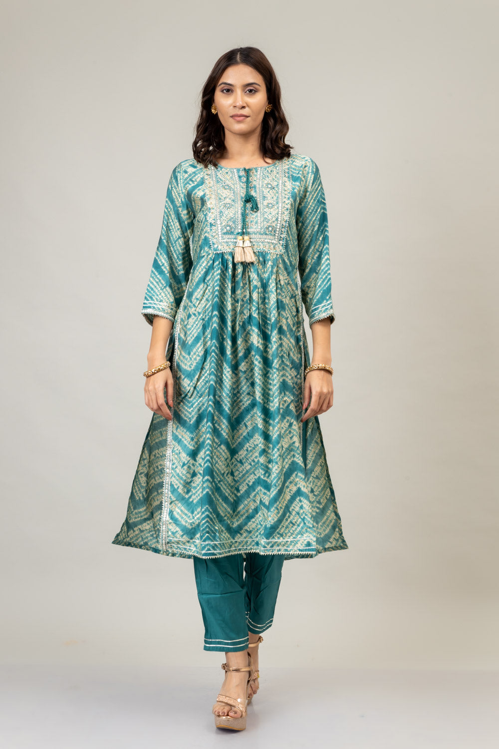 Mint Green Dolna Embroidered Kurti With Pant