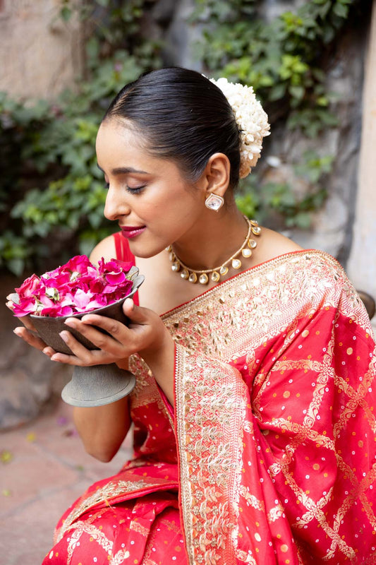 Red Dolna Silk Embroidered Saree With Unstitched Blouse (Ft:-Arti Chauhan)