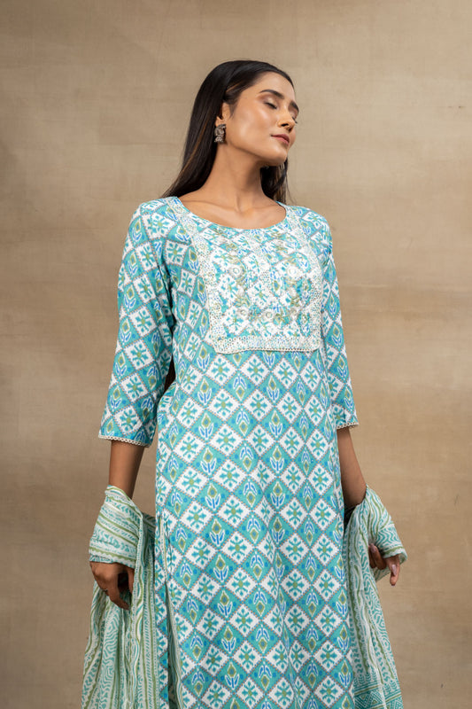 Firozi Off White Cotton Kurti And Pant With Cotton Dupatta