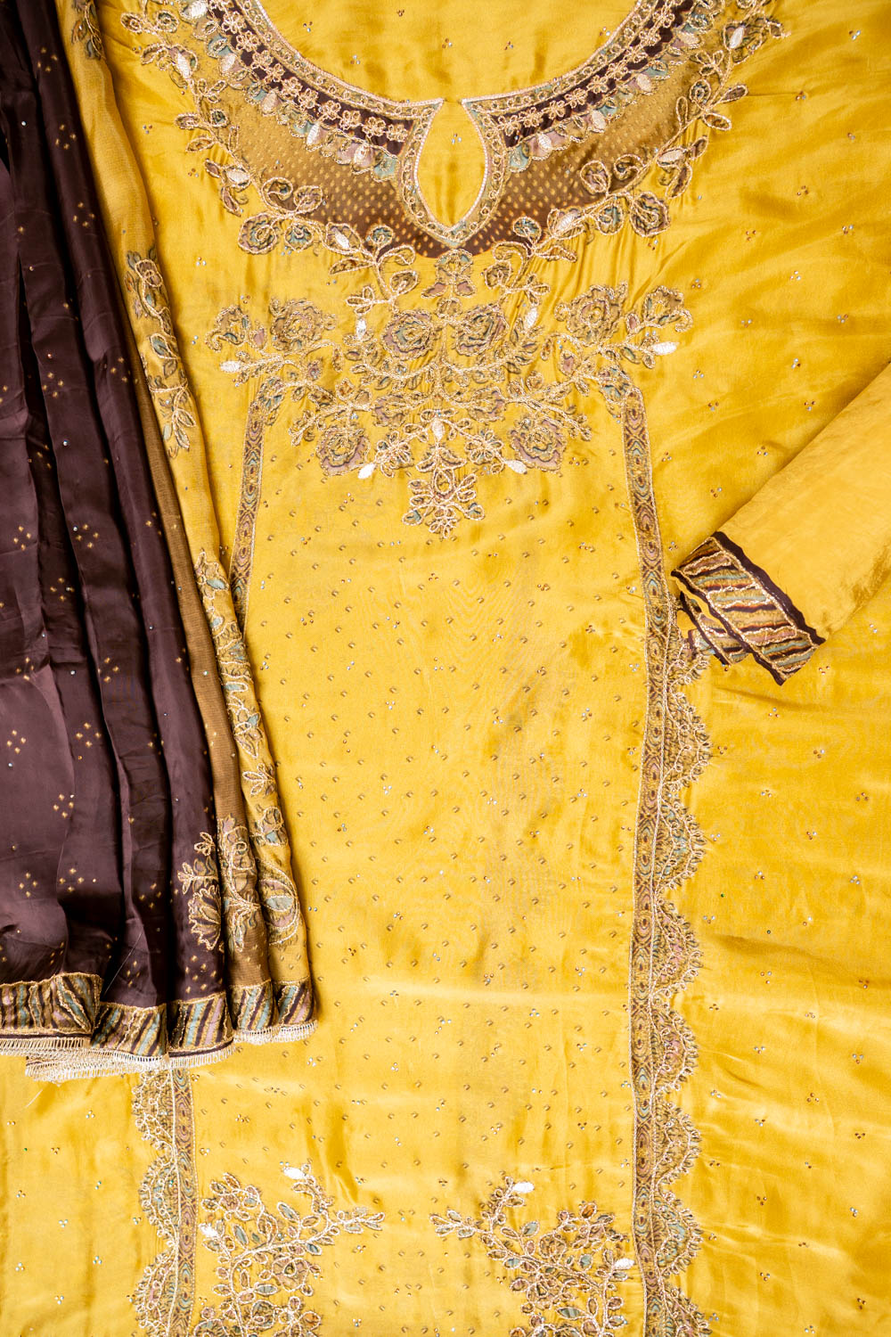 UN8894-KE-540822 Mustard Unstitched Suit