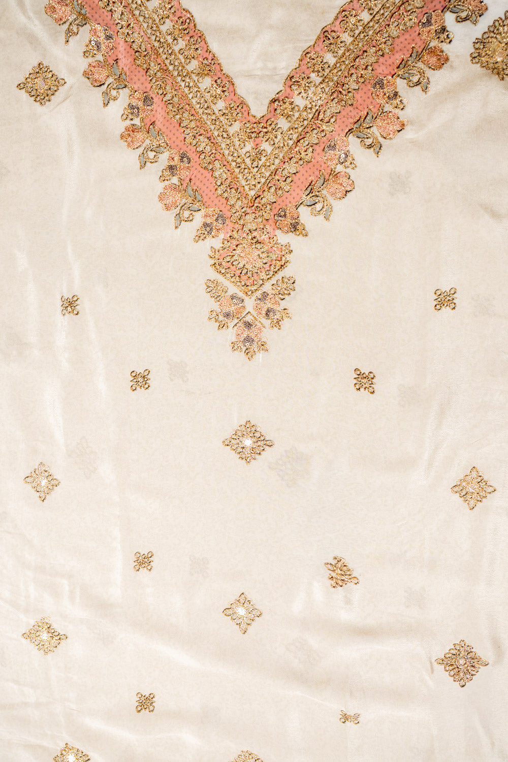 UN8808-RTC-540752 Tussar Gajari Top fabric swatch