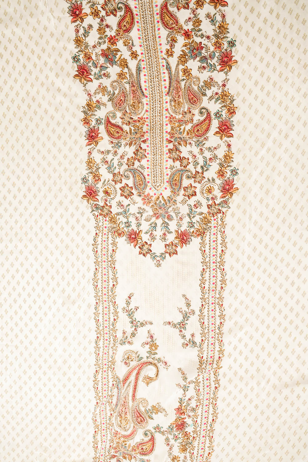 Off White Crepe Unstitched Suit - neckline embroidery close up