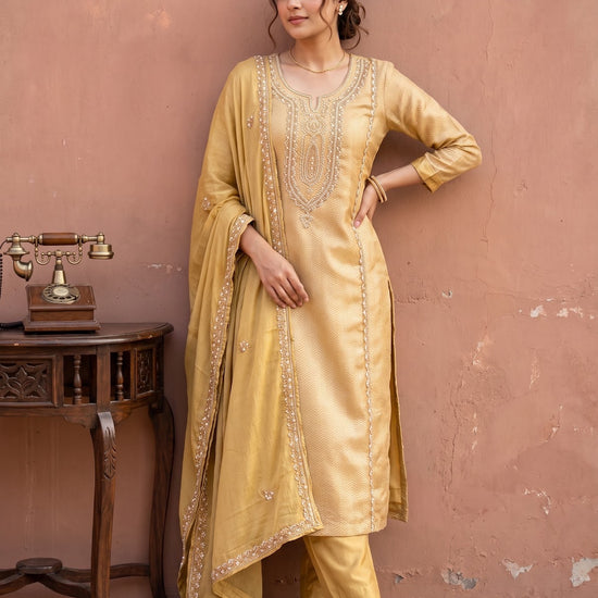 UN8816-RTC-540752 Tussar Unstitched Suit styled look