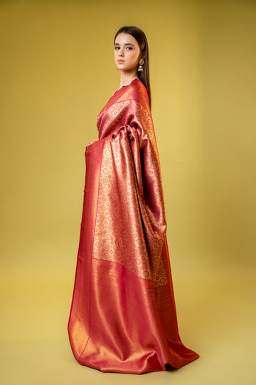 Coral Banarasi Silk Saree With Unstitched Blouse