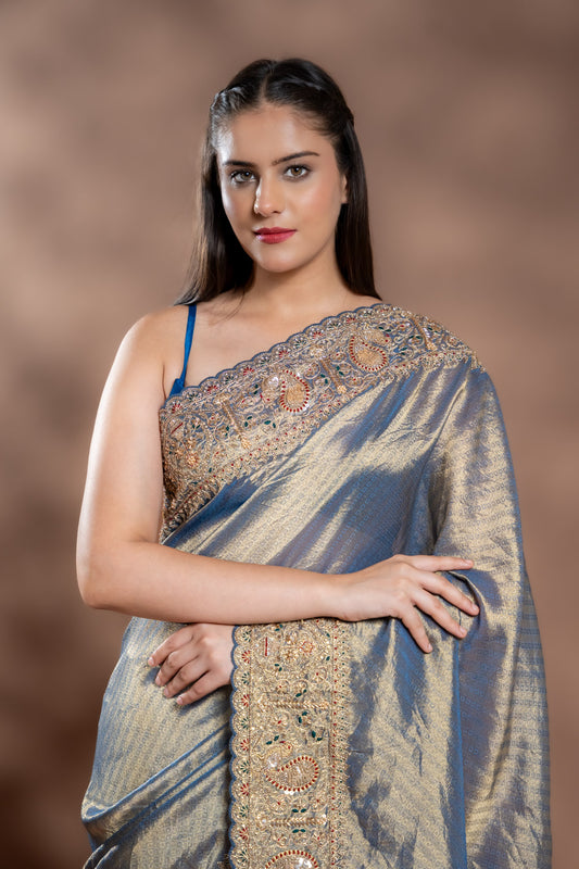 Grey Organza Embroidered Saree With Unstitched Blouse