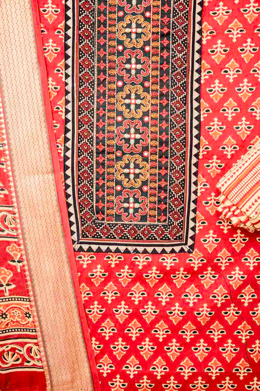 Maroon Cotton Unstitched Salwar Suit With Cotton Dupatta