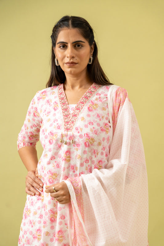 White Peach Cotton Kurti And Pant With Dupatta