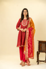 Maroon Cotton Kurti And Pant With Organza Dupatta