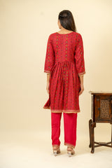 Maroon Cotton Kurti And Pant With Organza Dupatta