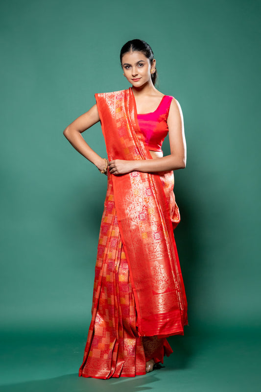 Red Dola Silk printed Saree With Unstitched Blouse