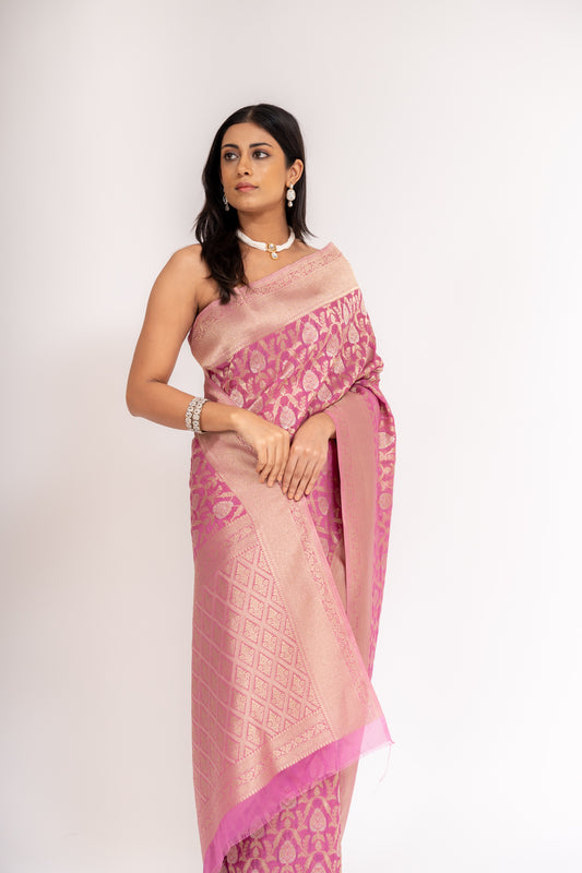 Glow Different In Gajari Khaddi Saree With Unstitched Blouse