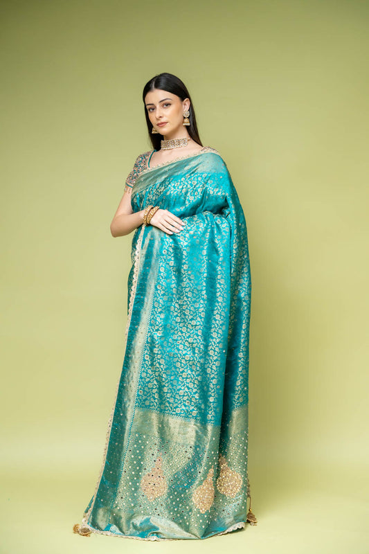 Rama Banarasi Silk Embroidered Saree With Readymade Blouse