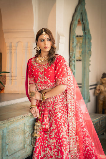 Rani Raw Silk Lehenga Set And Net Dupatta With Readymade Blouse