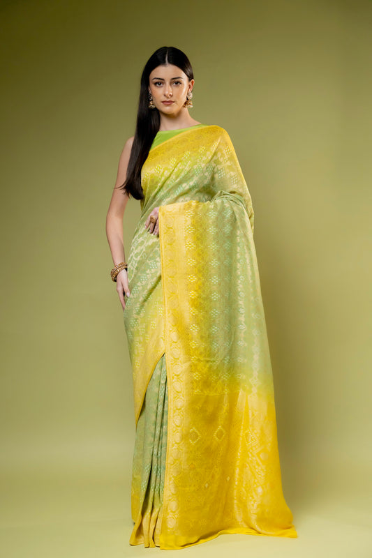Pista Khaddi Georgette Saree With Unstitched Blouse