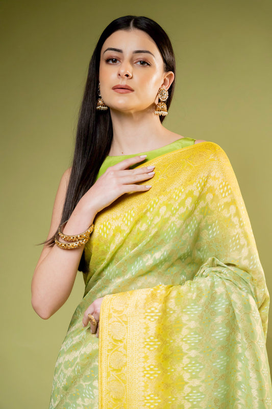 Pista Khaddi Georgette Saree With Unstitched Blouse