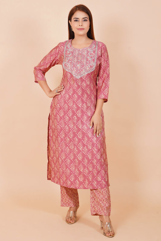Muslin Kurti And Pant With Sequence Work