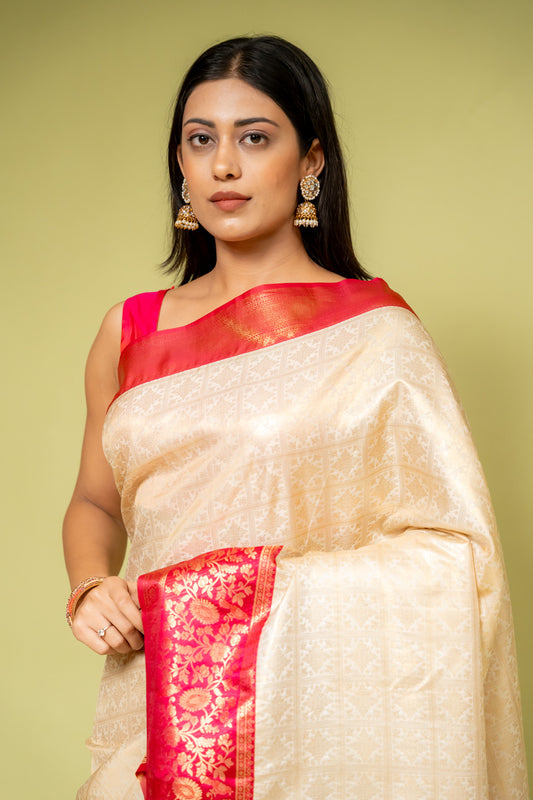 Off White Banarasi Silk Saree With Unstitched Blouse