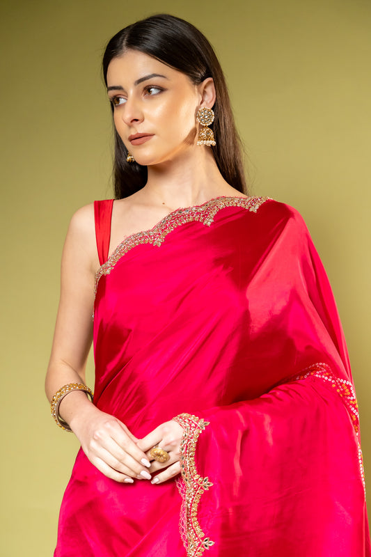 Rani Dola Embroidered Saree With Unstitched Blouse