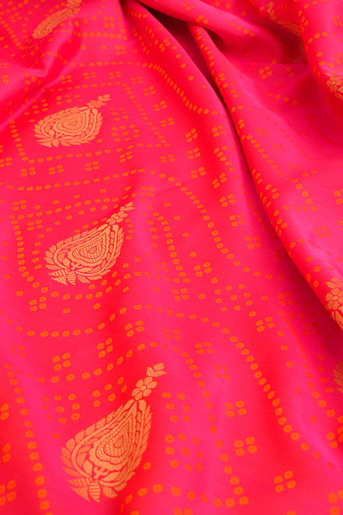 Rani Woven Zari Banarasi Silk Saree With Unstitched Blouse