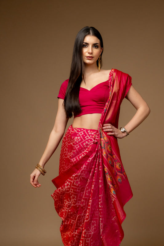 Rani Banarasi Woven Zari Banarasi Silk Saree With Unstitched Blouse