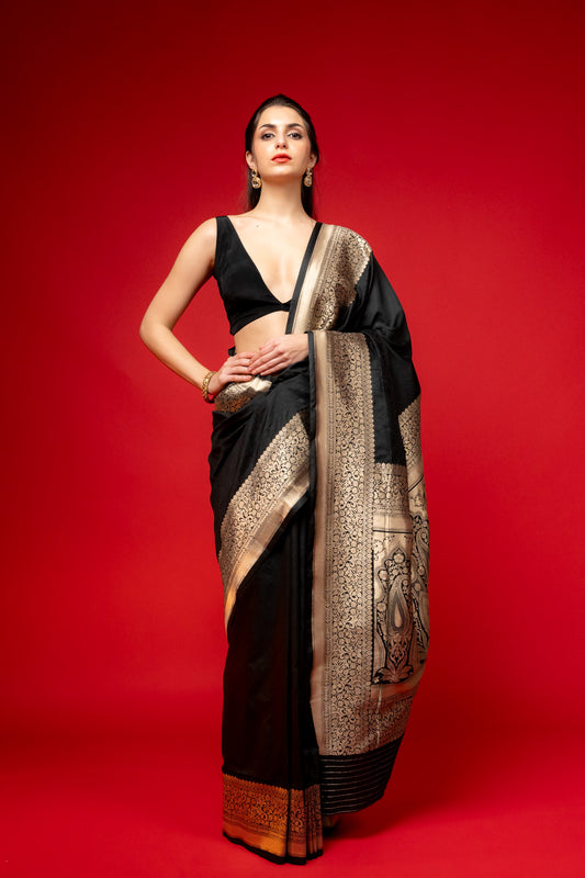 Black Banarasi Silk Woven Zari Saree With Unstitched Blouse(Ft:-Bhagyashree)