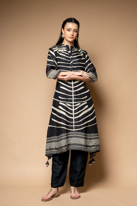 Black Digital Printed Dola Readymade Suit With Pant