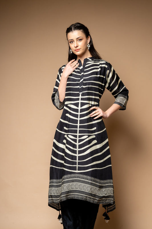 Black Digital Printed Dola Readymade Suit With Pant