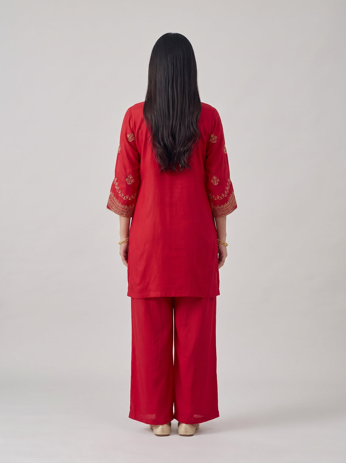 Scalloped Grace Maroon Cotton Readymade Suit And Palazzo With Dupatta - back
