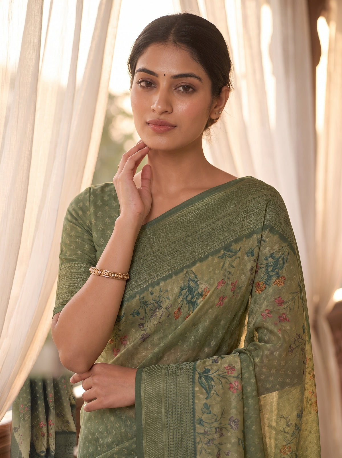 Pista Muslin Floral Printed Saree - Close Up