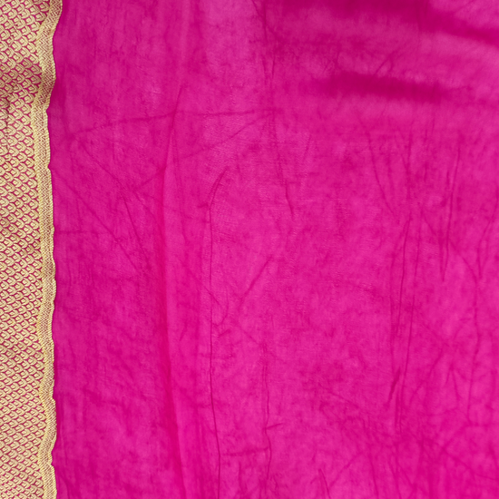 Mango Gold Rani Georgette Saree - Blouse