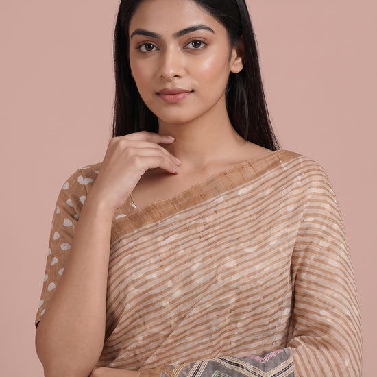 Tusser Off White Cotton Embroidered Saree - Close Up