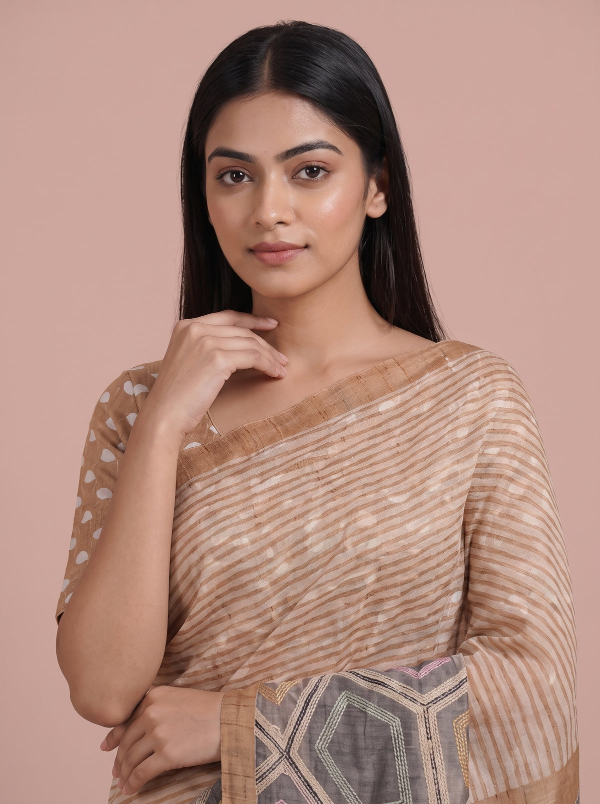 Tusser Off White Cotton Embroidered Saree - Close Up