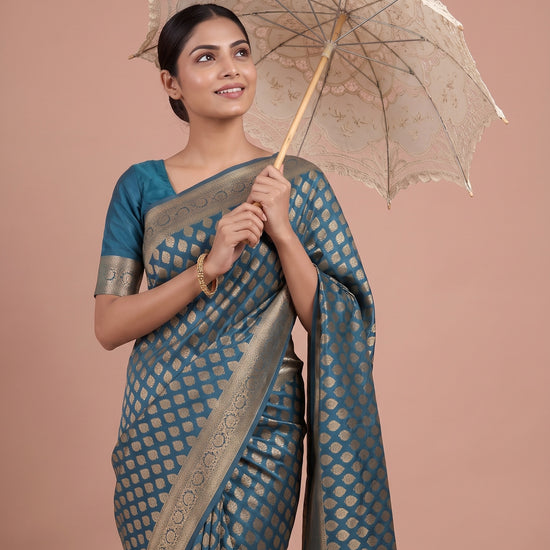 Peacock Loom Saree - Mood