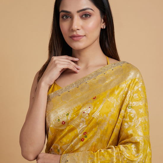 Mustard Loom Saree - Close Up