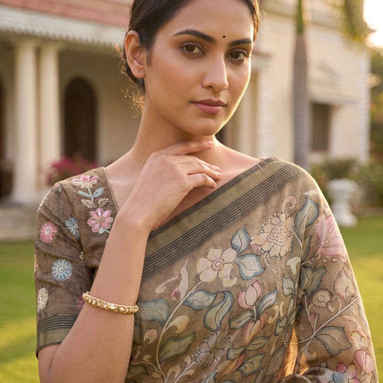 Pista Tussar Cotton Floral Printed Saree - Close Up