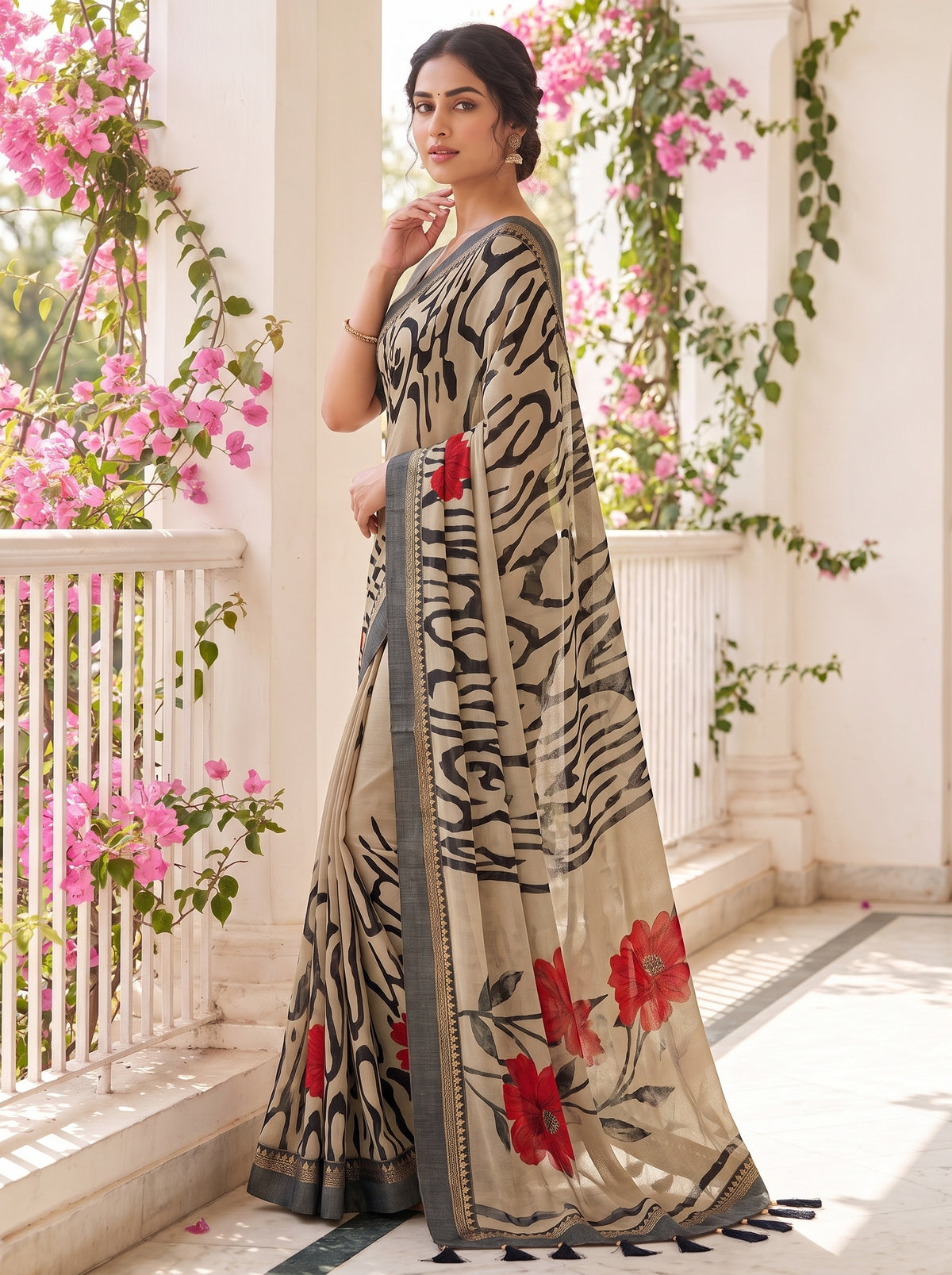 Black Tusser Cotton Floral Printed Saree - Side