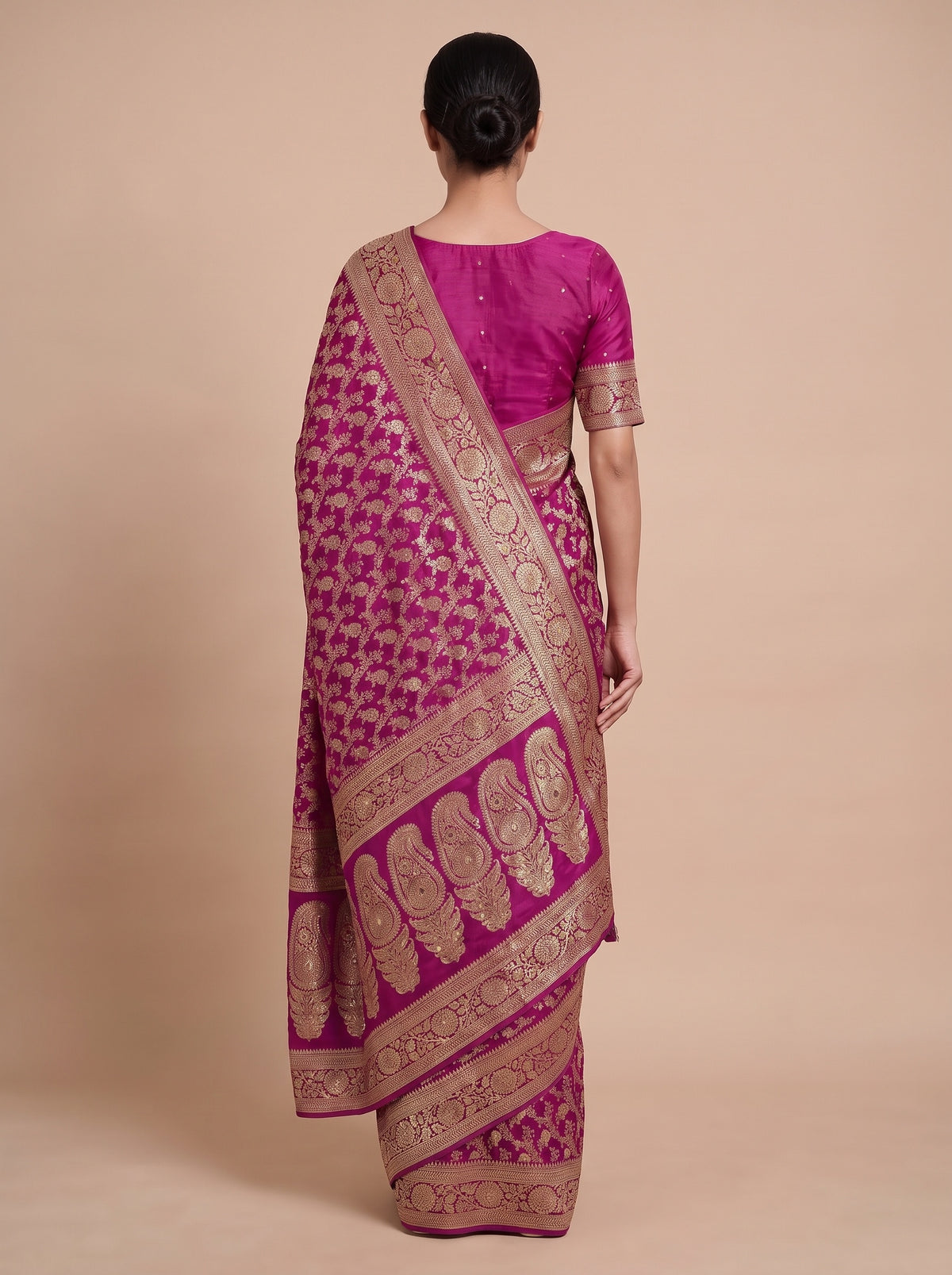 Magenta Loom Saree - Back