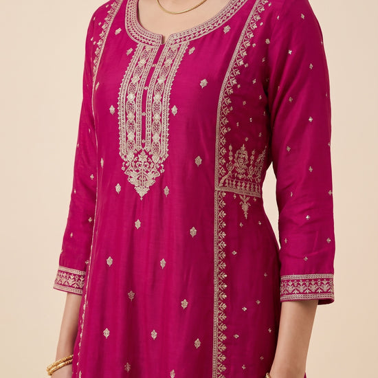 Rani Mahotsav Cotton Readymade Anarkali Kurta And Pant With Dupatta - closeup