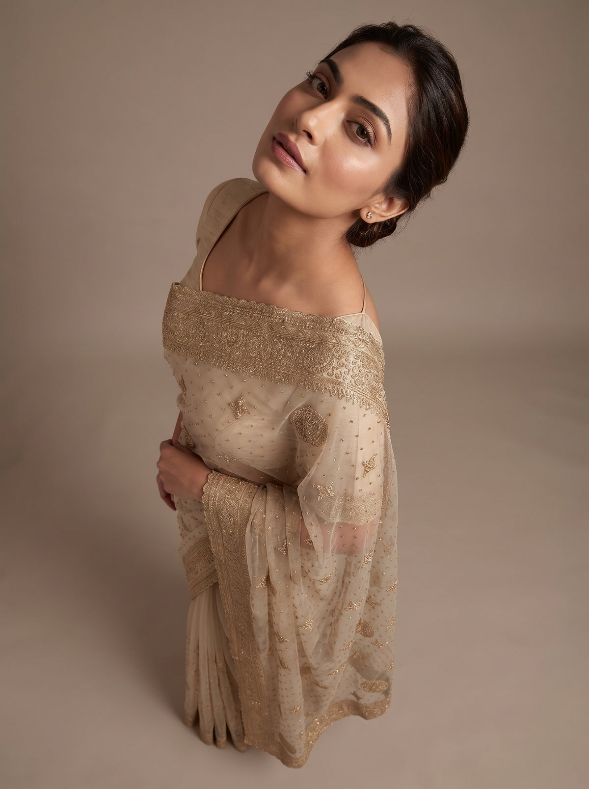 White Net Saree - Mood