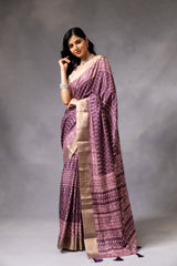 Onion Cotton Digital Printed Saree With Unstitched Blouse