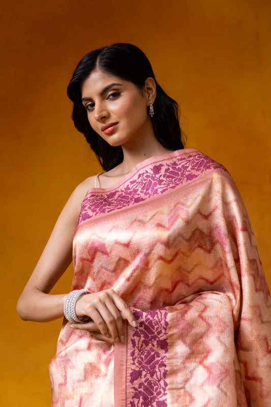 Peach Cotton Digital print Saree With Unstitched Blouse