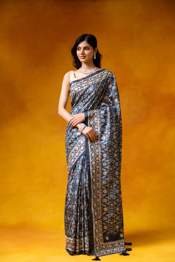 Peacock Dolna Digital Print Saree With Unstitched Blouse