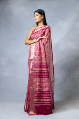 Magenta Cotton Silk Digital Print Saree With Unstitched Blouse