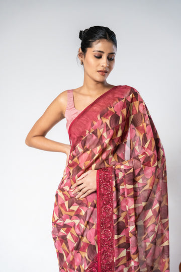 Onion Georgette Digital Printed Saree With Unstitched Blouse