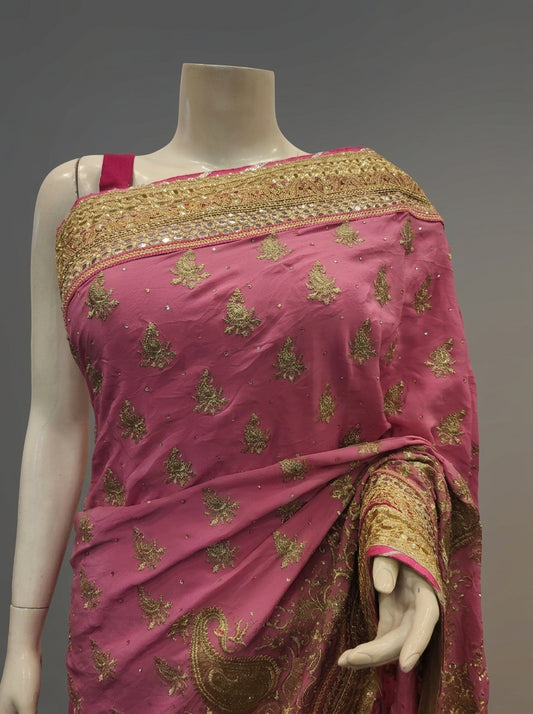 Gajari Crepe Embroidered Saree With Unstitched Blouse